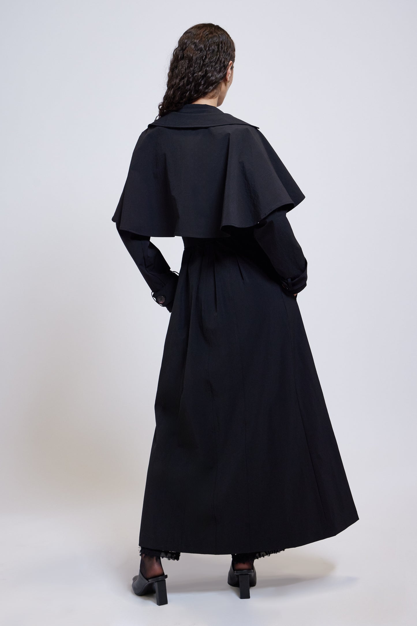 The Ravenna Noir Trench